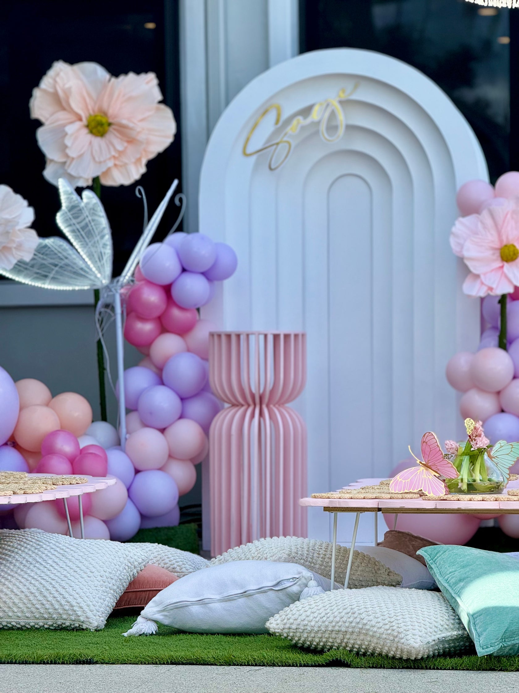 Grand Glam 3d Layer Backdrop 7'