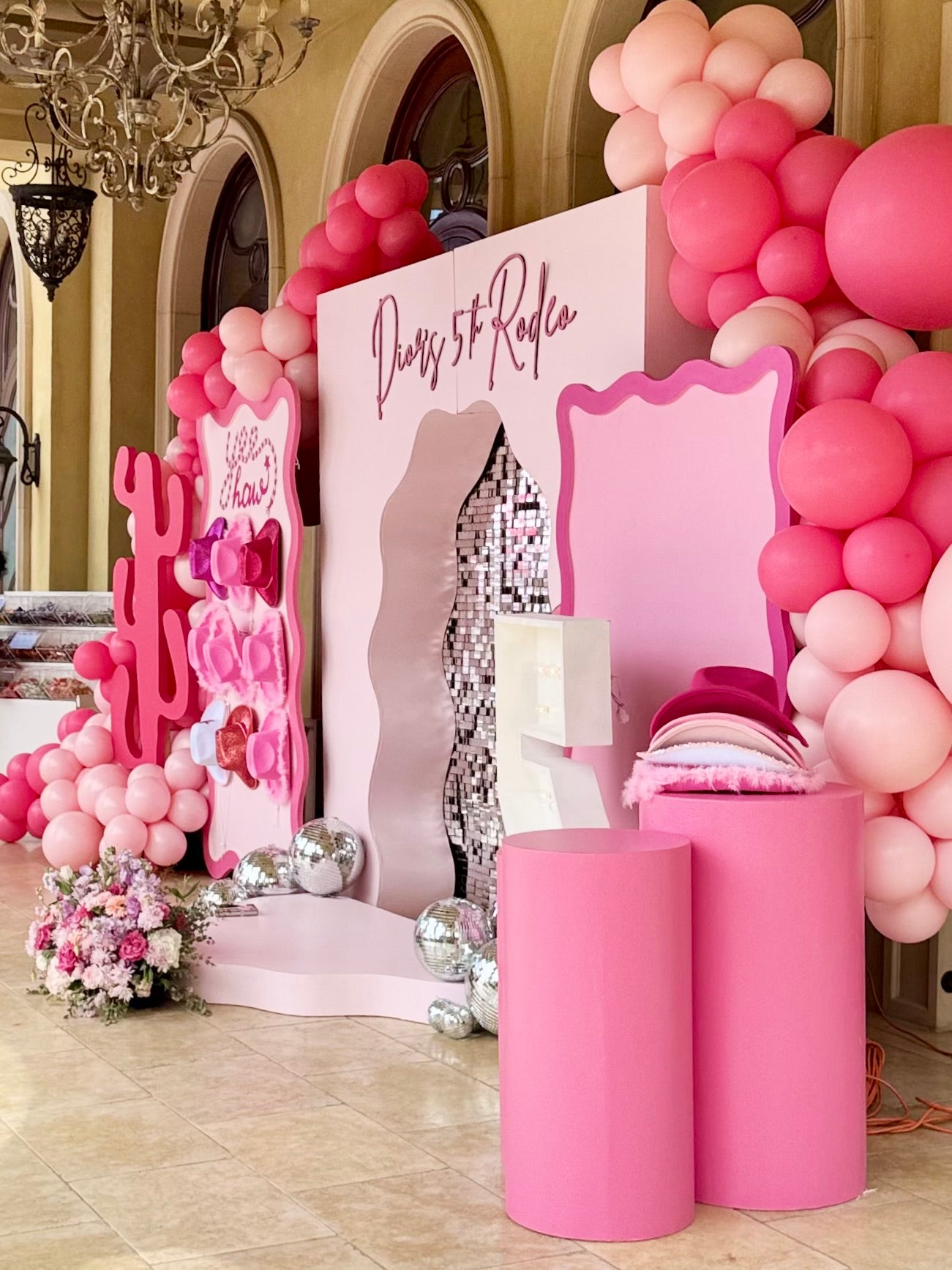 Cowgirl Theme Party Package (5 Items) - Image 4