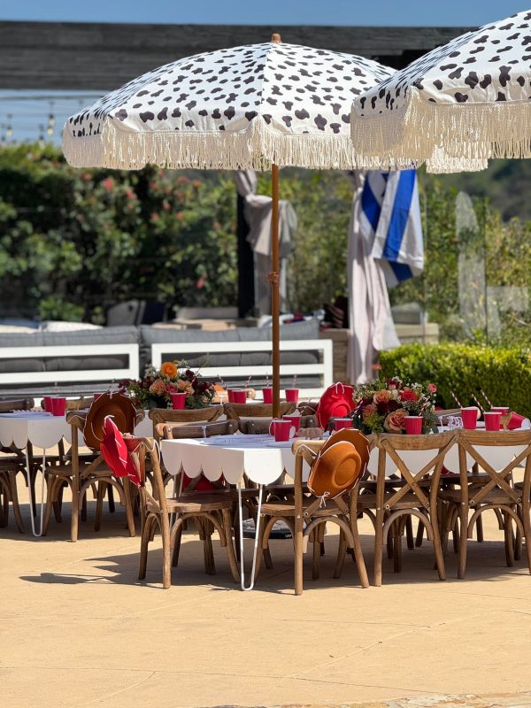 Scallop Kid Wood Table