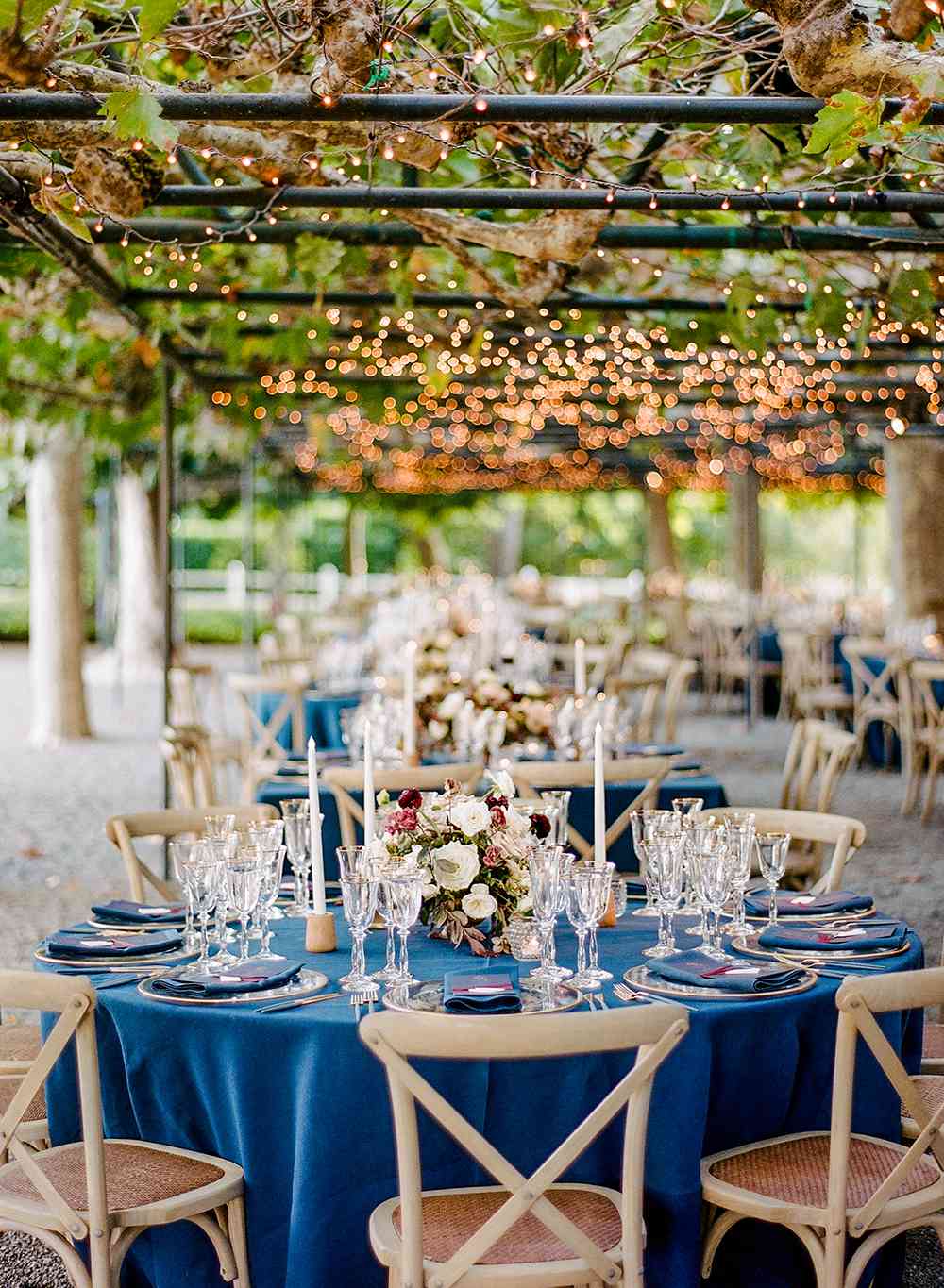 60" Round Banquet Table - Image 5